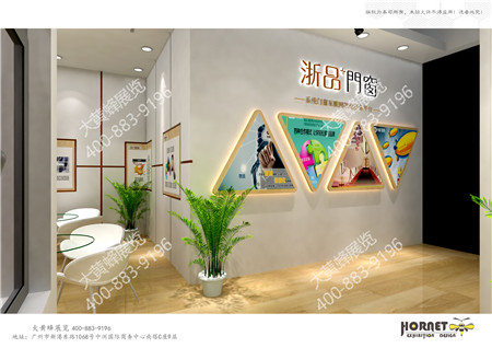 華梁門窗廣州建材展特裝展臺設(shè)計